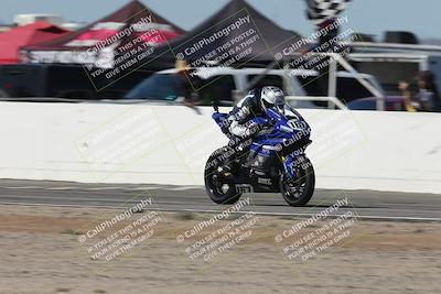media/Oct-05-2025-CVMA (Sun) [[beeef4f201]]/Race 2-Supersport Middleweight/